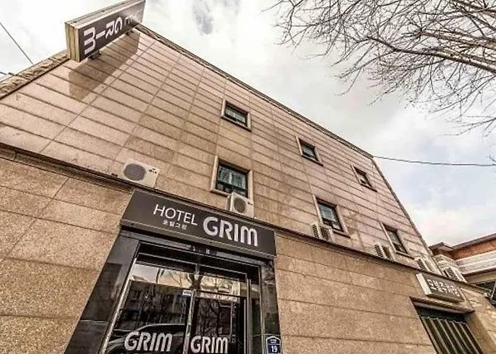 Hotel Dapsimni Grim 2*