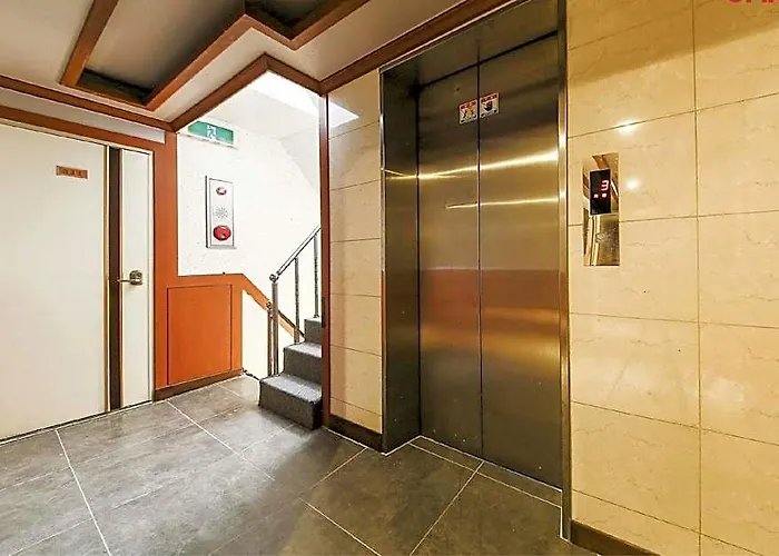 Hotel Dapsimni Grim 2*