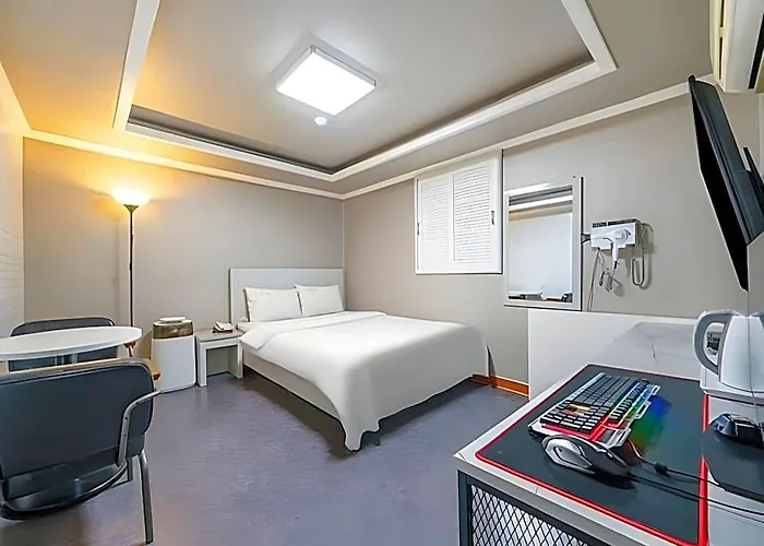 Dapsimni Grim Hotel 2*
