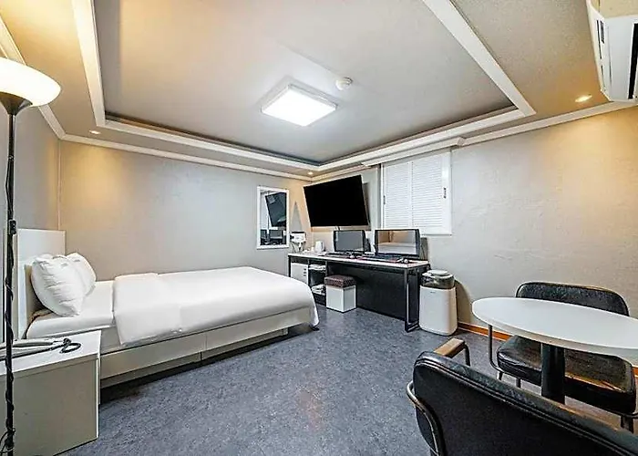 Hotel Dapsimni Grim